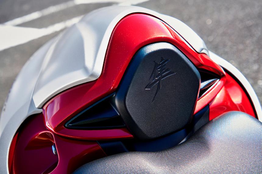 Suzuki brings the Hayabusa back for 2021 image
