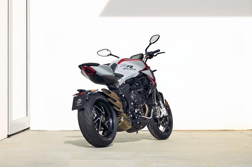 MV Agusta launches 2021 Brutale and Dragster 800 line image