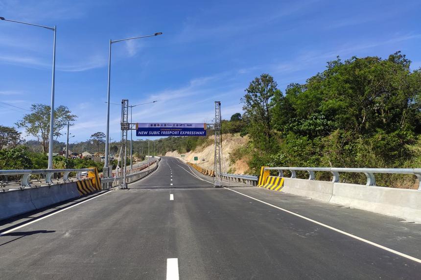 New Subic expressway tunnel now open image