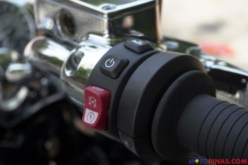 2021 BMW R18 First Edition image