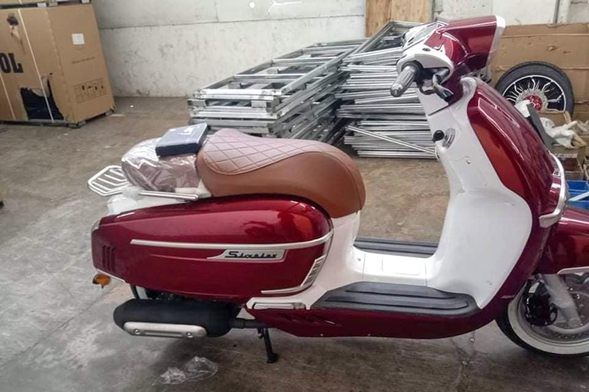 Upcoming Bristol 300cc scooter leaked image