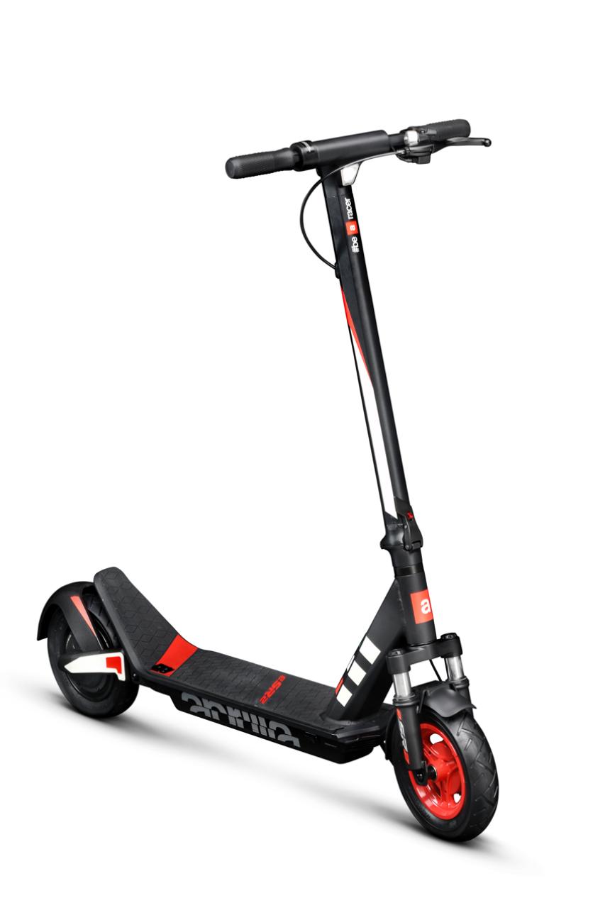 Aprilia introduces its new electric kick scooter image