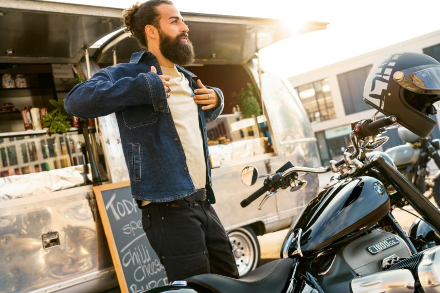 9.9 Sale at BMW Motorrad Libis image