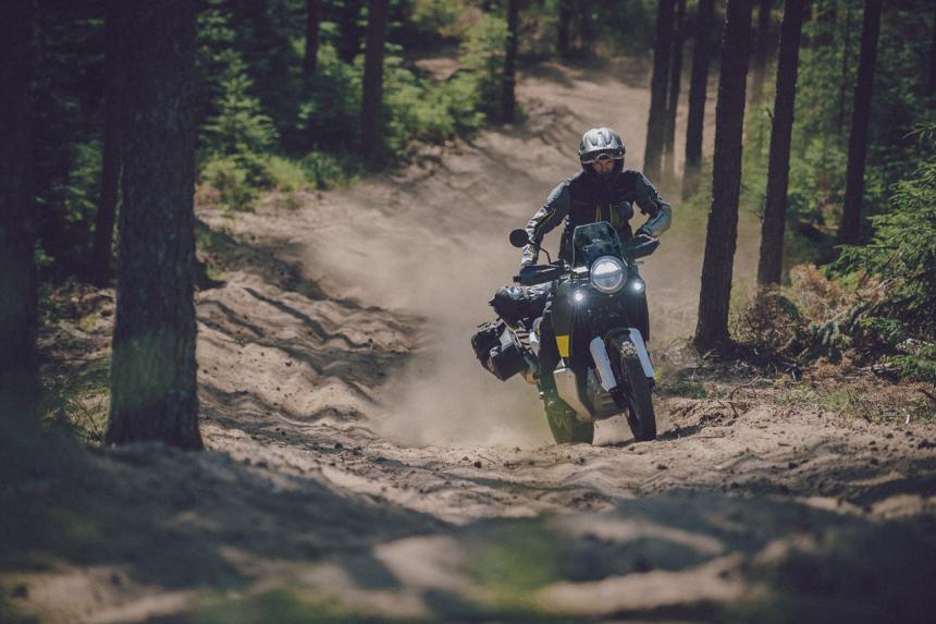 Husqvarna Norden 901 officially unveiled image