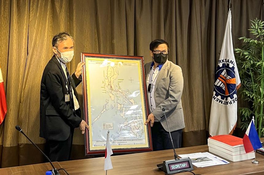 JICA submits master plan to establish and connect 9,000 km of PH roads image