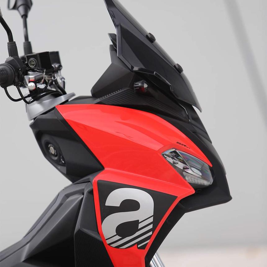Bikerbox to debut 200cc Aprilia SR GT urban adventure in March image
