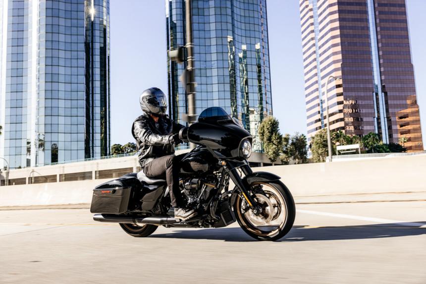Harley-Davidson unveils new bagger lineup image