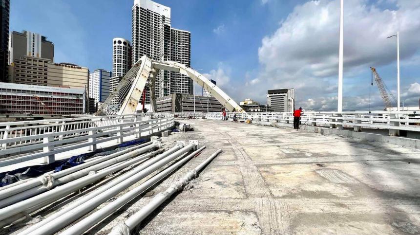 DPWH: Binondo-Intramuros Bridge may open this coming Holy Week DPWH: Binondo-Intramuros Bridge may open this coming Holy Week image