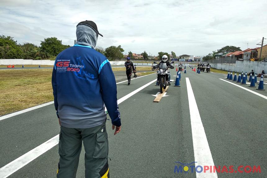 BMW will soon offer training courses for riders BMW will soon offer training courses for riders image