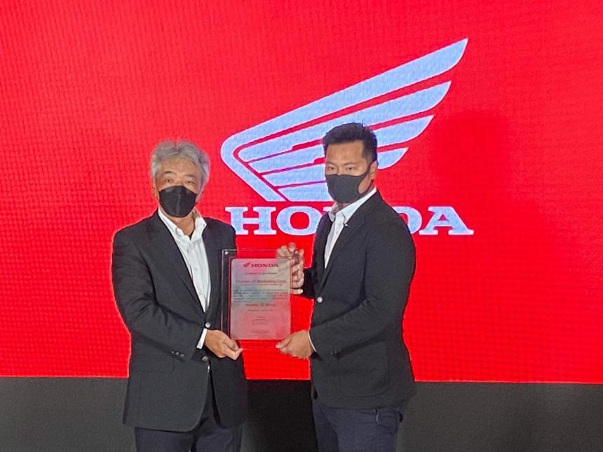 Triumph JT in Caloocan opens new Honda big bike store in Caloocan Triumph JT in Caloocan opens new Honda big bike store in Caloocan image