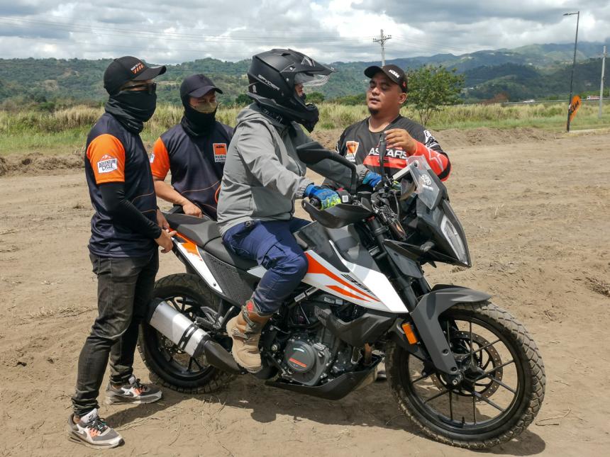KTM PH launches own riding school KTM PH launches own riding school image
