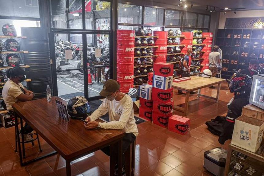 These stores offer big discounts on Father's Day These stores offer big discounts on Father's Day image
