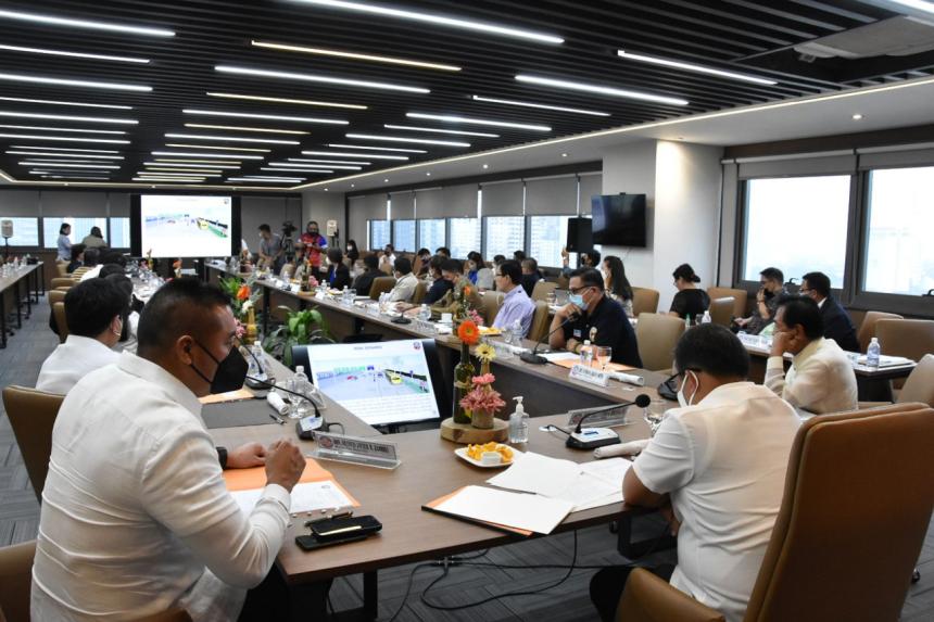Metro Manila mayors OKs exclusive motorcycle and PUV lanes Metro Manila mayors OKs exclusive motorcycle and PUV lanes image