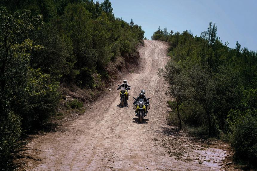 Suzuki says goodbye to traditional V-twin with new V-Strom 800DE Suzuki says goodbye to traditional V-twin with new V-Strom 800DE image