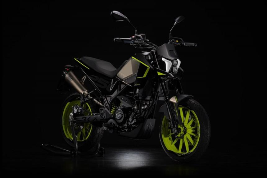 Benelli shows off new 250cc adventure and naked bikes at EICMA Benelli shows off new 250cc adventure and naked bikes at EICMA image