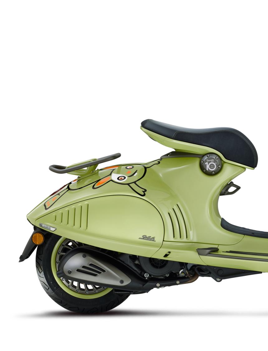 Vespa celebrates the Year of the Rabbit with a special edition 946 Vespa celebrates the Year of the Rabbit with a special edition 946 image