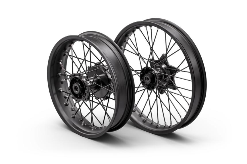 KTM updates the 390 ADV with wire rims KTM updates the 390 ADV with wire rims image