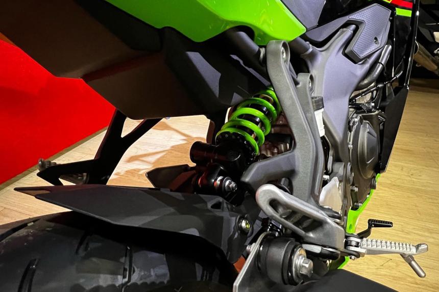 Wheeltek unleashes the Kawasaki ZX4RR, SRP: PHP 499K Wheeltek unleashes the Kawasaki ZX4RR, SRP: PHP 499K image