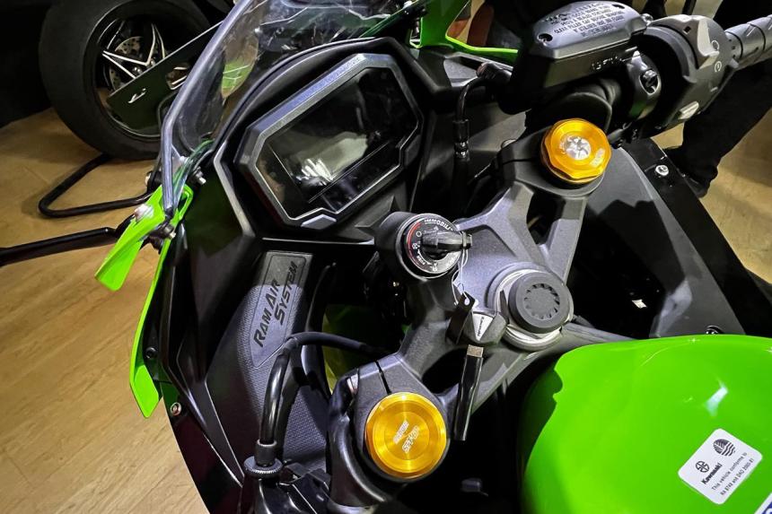 Wheeltek unleashes the Kawasaki ZX4RR, SRP: PHP 499K Wheeltek unleashes the Kawasaki ZX4RR, SRP: PHP 499K image