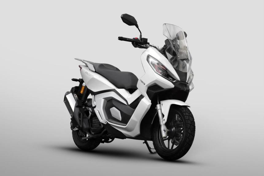 Bristol unveils new 160cc scooter, starts at PHP138K Bristol unveils new 160cc scooter, starts at PHP138K image