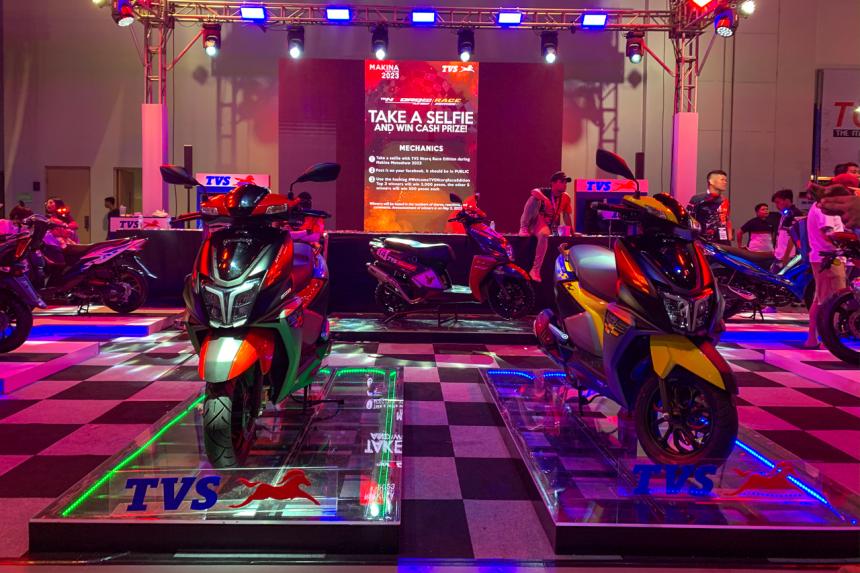 TVS launches the NTORQ 125 Race Edition at the Makina Moto Show TVS launches the NTORQ 125 Race Edition at the Makina Moto Show image