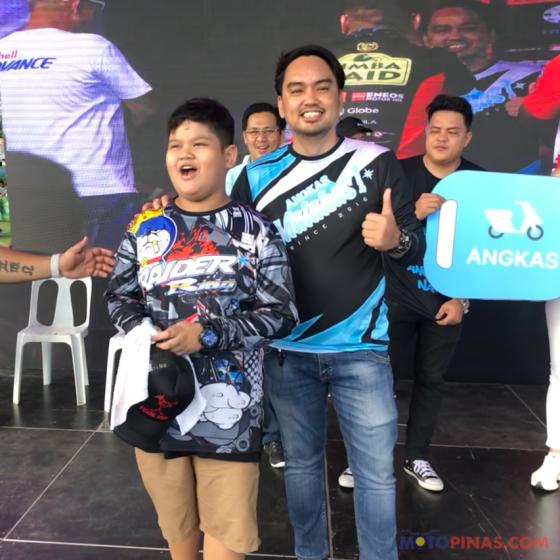 This rider just won a bnew big bike at MXklusibo's Katorse sa Norte This rider just won a bnew big bike at MXklusibo's Katorse sa Norte image