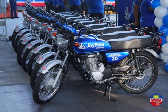 MMDA receives 20 pantra motorcycles, other items from Joyride MMDA receives 20 pantra motorcycles, other items from Joyride image