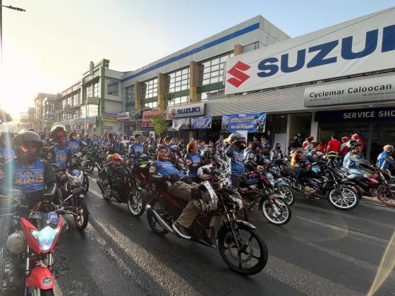 Suzuki celebrates 20 years of the Underbone King with a big ride Suzuki celebrates 20 years of the Underbone King with a big ride image