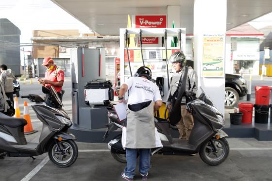 93.7 km/L record set by Suzuki Burgman Street 125 93.7 km/L record set by Suzuki Burgman Street 125 image