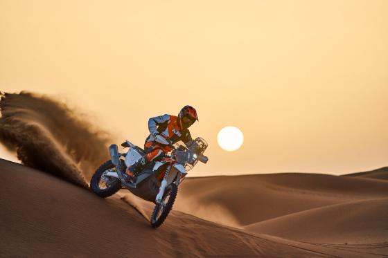 KTM announces 100-unit-only 450 Rally Replica for 2025 KTM announces 100-unit-only 450 Rally Replica for 2025 image