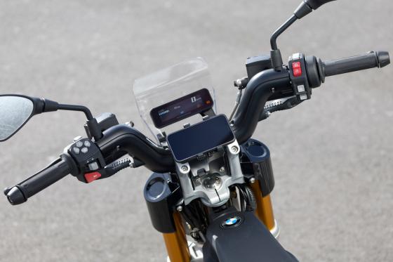 New BMW CE 02 unveiled at Makina Moto Show New BMW CE 02 unveiled at Makina Moto Show image