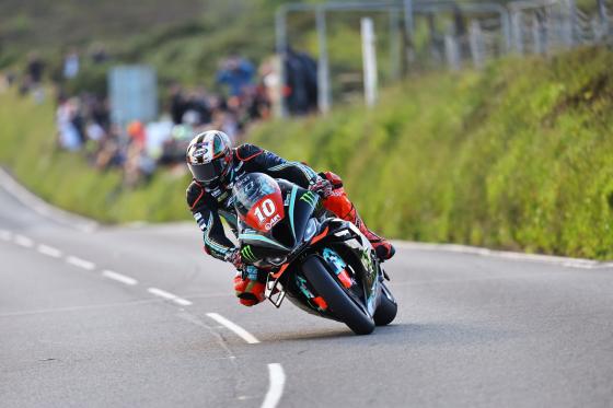 2024 Isle of Man TT: 1-2 finish for BMW M 1000 RR racers 2024 Isle of Man TT: 1-2 finish for BMW M 1000 RR racers image