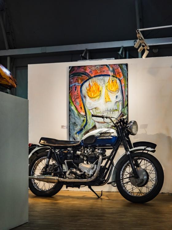 Look: Dante Dizon revives this 1960 Triumph Bonneville Look: Dante Dizon revives this 1960 Triumph Bonneville image
