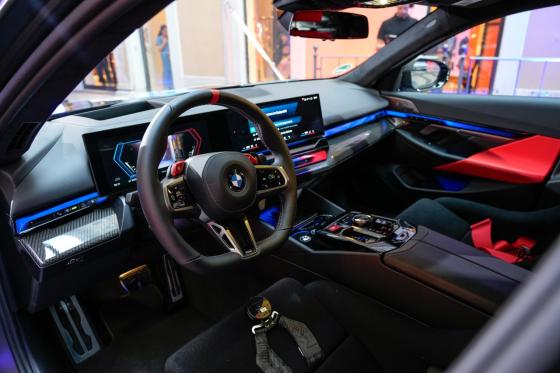 BMW unveils new M5 Hybrid MotoGP safety car BMW unveils new M5 Hybrid MotoGP safety car image