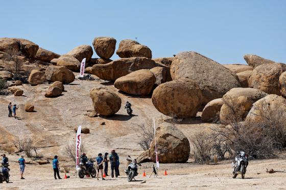 South Africa leads BMW International GS Trophy Namibia South Africa leads BMW International GS Trophy Namibia image