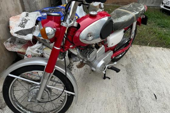 Suzuki gifts Wheeltek one of its first motorcycles sold in 1974 Suzuki gifts Wheeltek one of its first motorcycles sold in 1974 image