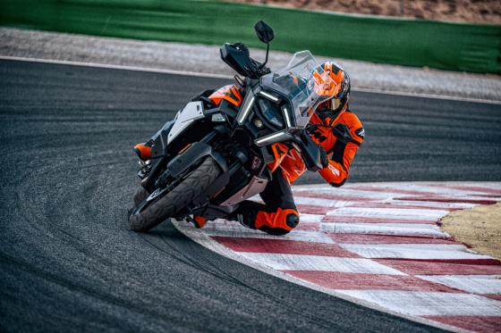 KTM announces the 2025 1390 Super Adventure S EVO KTM announces the 2025 1390 Super Adventure S EVO image