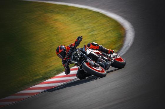 KTM announces 2025 990 Duke R KTM announces 2025 990 Duke R image