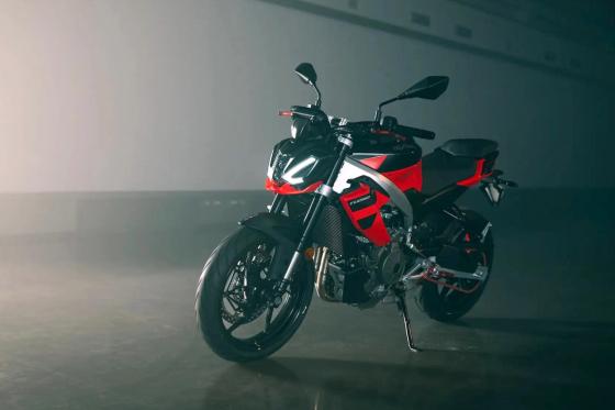 Aprilia unwraps the 2025 Tuono 457 Aprilia unwraps the 2025 Tuono 457 image