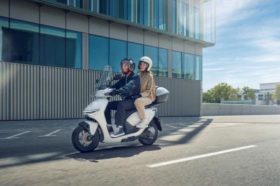 Honda revives the CUV for 2025 with a new e-scooter Honda revives the CUV for 2025 with a new e-scooter image