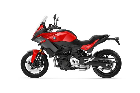 BMW updates the F 900 R and F 900 XR for 2025 BMW updates the F 900 R and F 900 XR for 2025 image