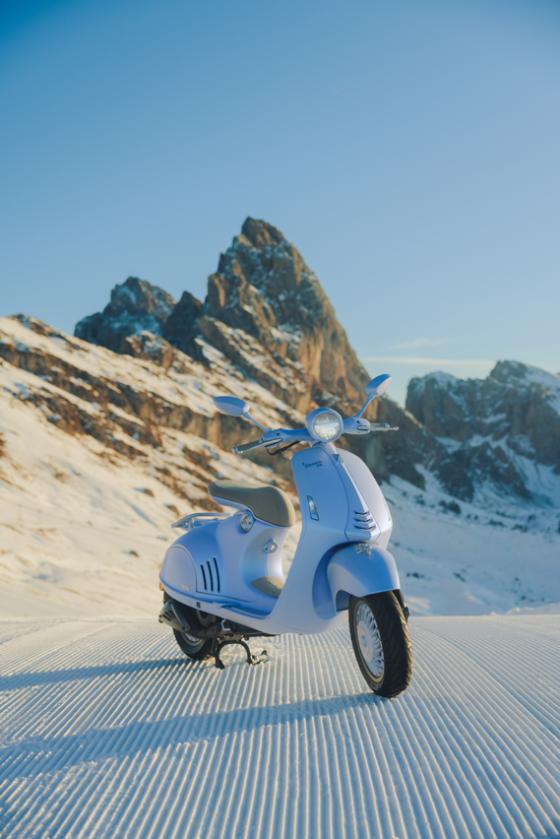 Vespa celebrates Lunar New Year with limited edition 946 Snake Vespa celebrates Lunar New Year with limited edition 946 Snake image