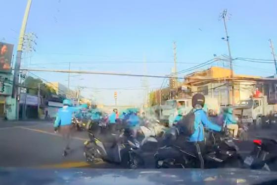 LTO chief: Angkas CEO 'accessory' to commission of traffic violation LTO chief: Angkas CEO 'accessory' to commission of traffic violation image