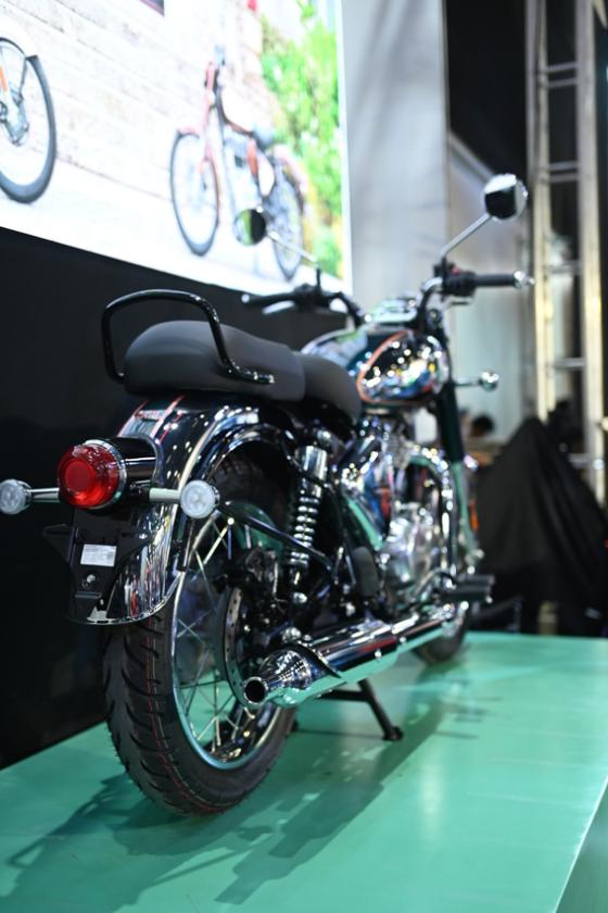 Royal Enfield unwraps the 2025 Classic 350, starts at PHP 230K Royal Enfield unwraps the 2025 Classic 350, starts at PHP 230K image