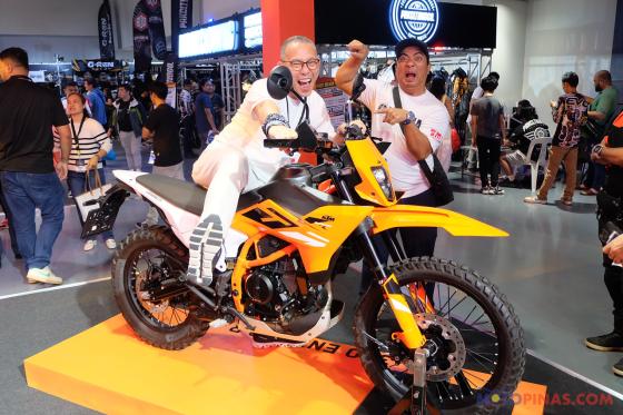 KTM’s 390 Adventure R steals the show at Makina, SRP: PHP 399,000 KTM’s 390 Adventure R steals the show at Makina, SRP: PHP 399,000 image