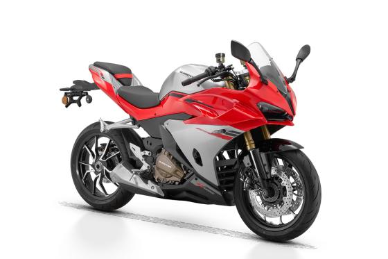 QJ has a fully-automatic clutchless sportbike, will it land in the PH? QJ has a fully-automatic clutchless sportbike, will it land in the PH? image