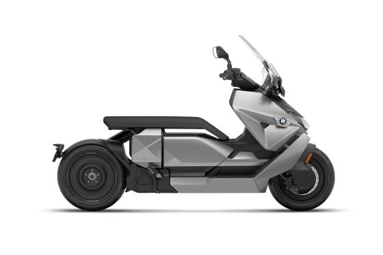 BMW updates the CE 04 electric scooter for 2026 BMW updates the CE 04 electric scooter for 2026 image