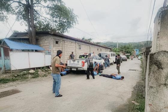 PNP busts LTO R2 enforcers for extortion, illegal drugs and firearms PNP busts LTO R2 enforcers for extortion, illegal drugs and firearms image