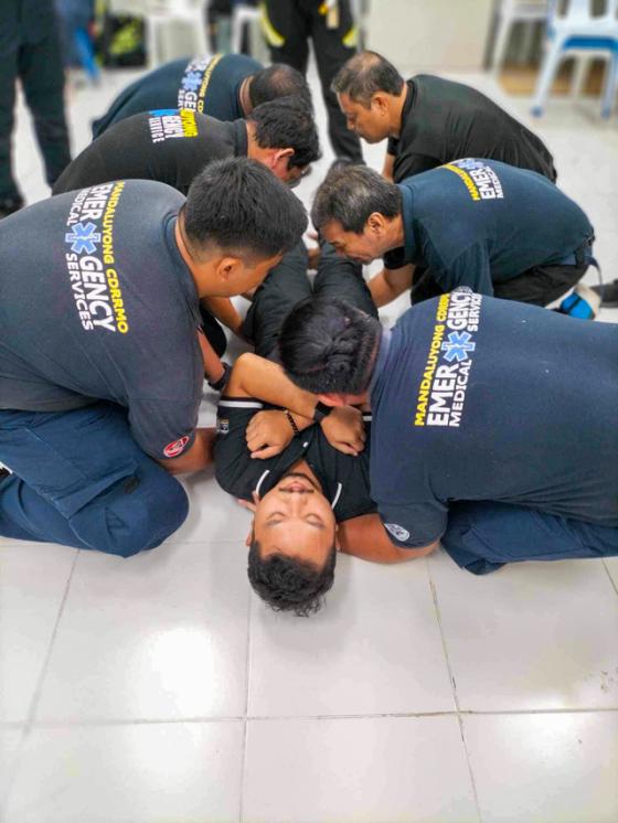 Rotary Club and Mandaluyong to train motorcycle riders as first responders Rotary Club and Mandaluyong to train motorcycle riders as first responders image