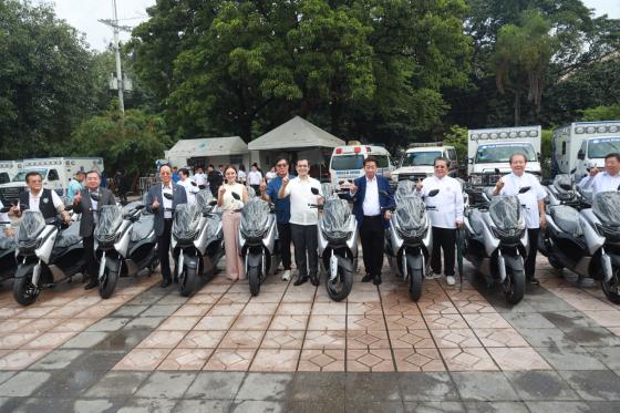 Chinoy businessmen equip Manila cops with scooters vs. riding-in-tandem Chinoy businessmen equip Manila cops with scooters vs. riding-in-tandem image